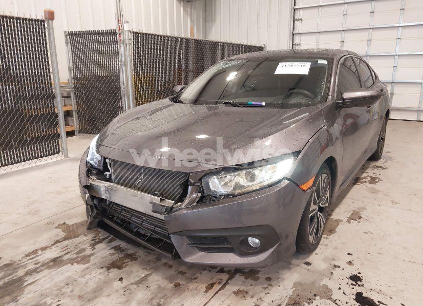Photo 6 of 2017 Honda Civic EX-T (VIN 19XFC1F31HE006613)