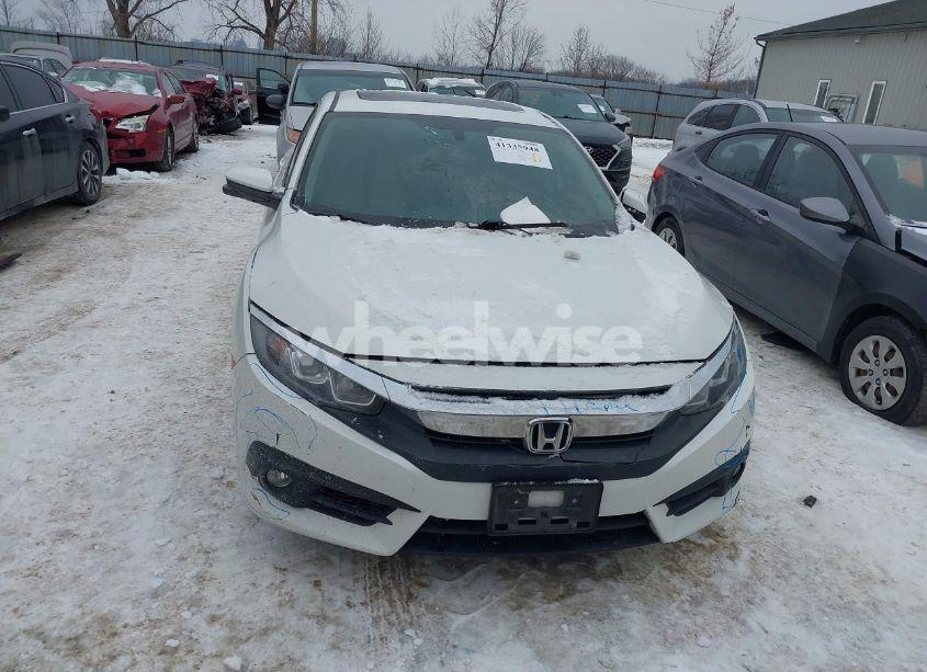 Photo 12 of 2017 Honda Civic EX-T (VIN 19XFC1F31HE011178)