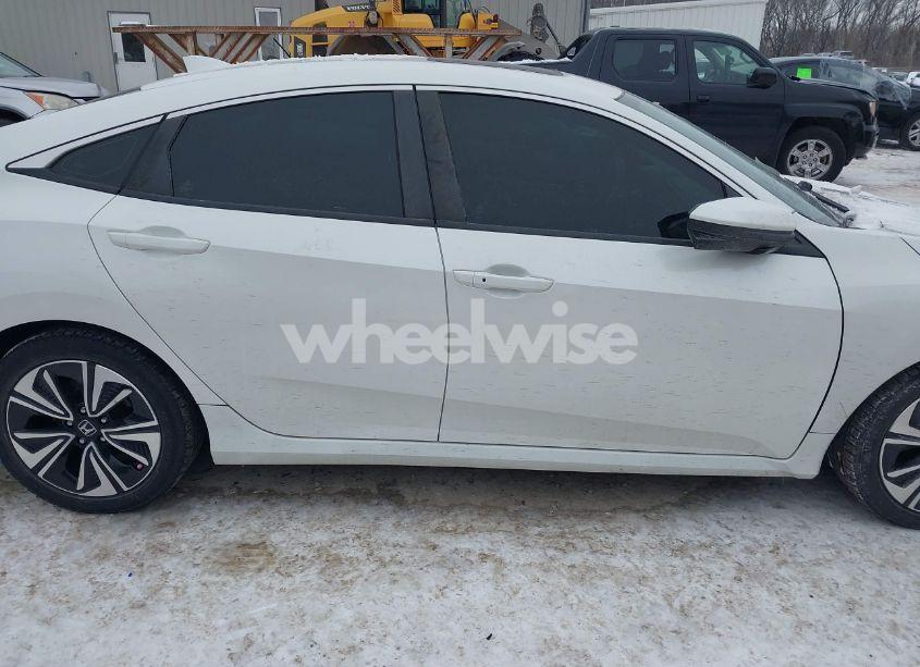 Photo 13 of 2017 Honda Civic EX-T (VIN 19XFC1F31HE011178)