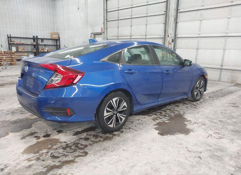 Photo 4 of 2017 Honda Civic EX-T (VIN 19XFC1F31HE013609)