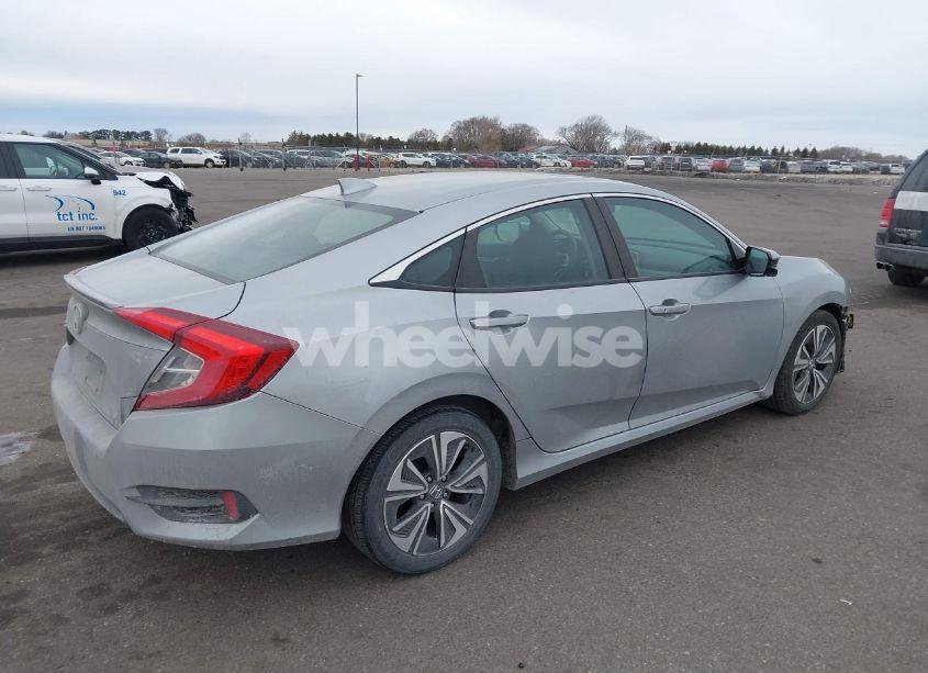 Photo 4 of 2017 Honda Civic EX-T (VIN 19XFC1F31HE025419)