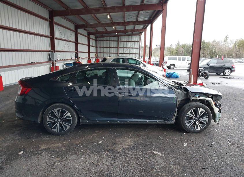 Photo 14 of 2018 Honda Civic EX-T (VIN 19XFC1F31JE201357)