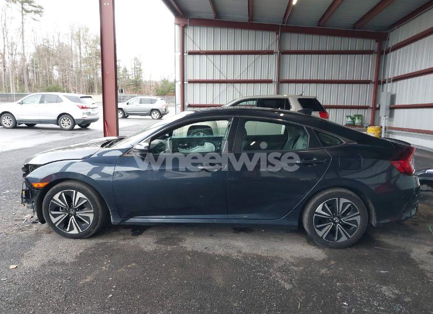 Photo 15 of 2018 Honda Civic EX-T (VIN 19XFC1F31JE201357)