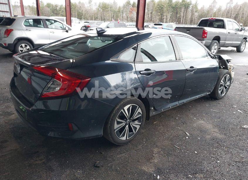 Photo 4 of 2018 Honda Civic EX-T (VIN 19XFC1F31JE201357)