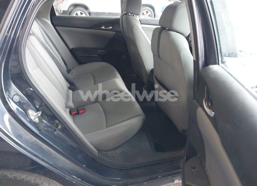 Photo 8 of 2018 Honda Civic EX-T (VIN 19XFC1F31JE201357)