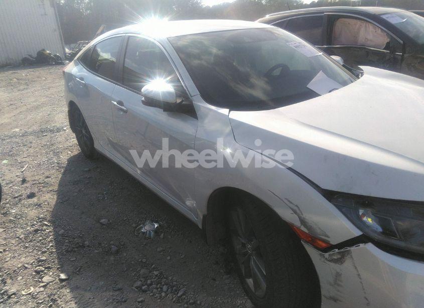 Photo 14 of 2019 Honda Civic EX (VIN 19XFC1F31KE002214)