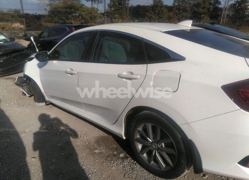 Photo 15 of 2019 Honda Civic EX (VIN 19XFC1F31KE002214)