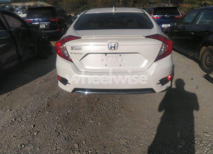 Photo 17 of 2019 Honda Civic EX (VIN 19XFC1F31KE002214)