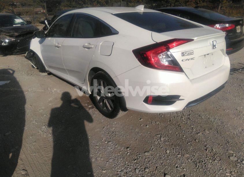 Photo 3 of 2019 Honda Civic EX (VIN 19XFC1F31KE002214)