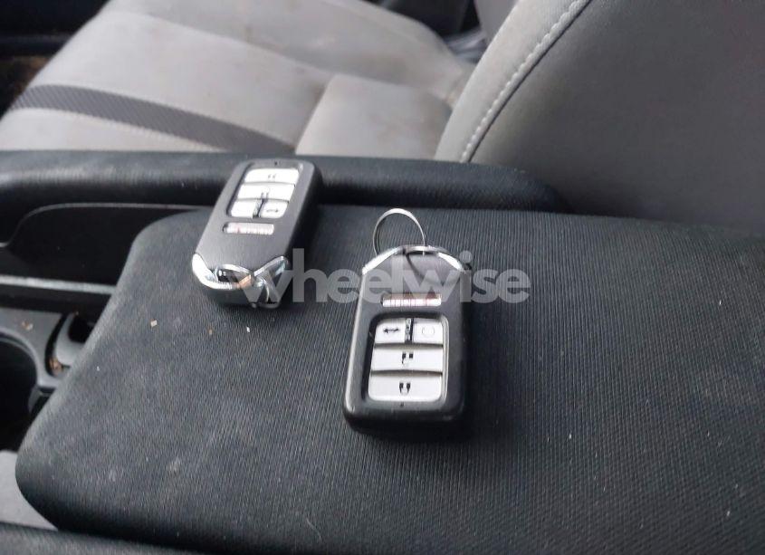 Photo 11 of 2019 Honda Civic EX (VIN 19XFC1F31KE003489)