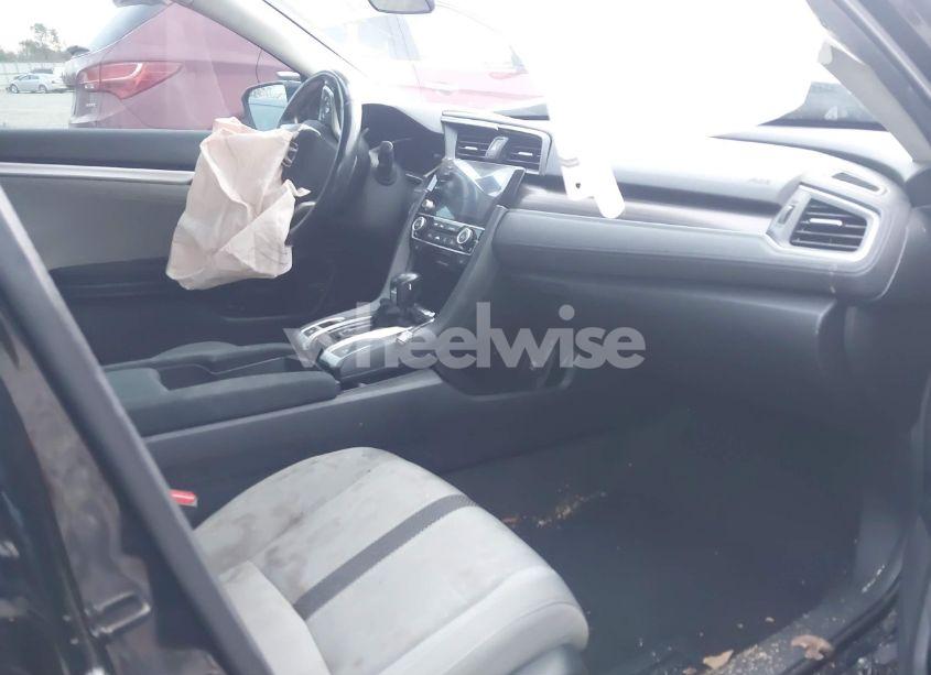 Photo 5 of 2019 Honda Civic EX (VIN 19XFC1F31KE003489)