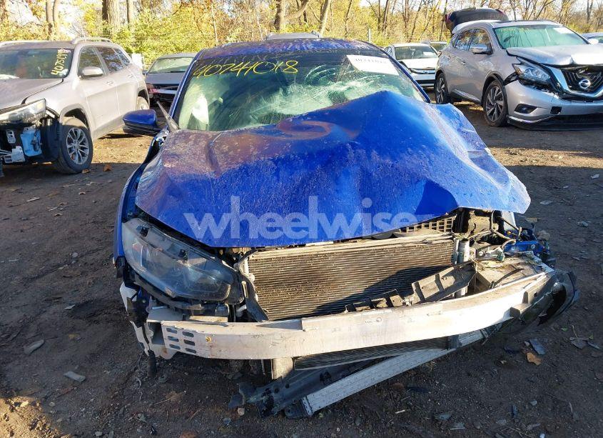 Photo 13 of 2019 Honda Civic EX (VIN 19XFC1F31KE020180)