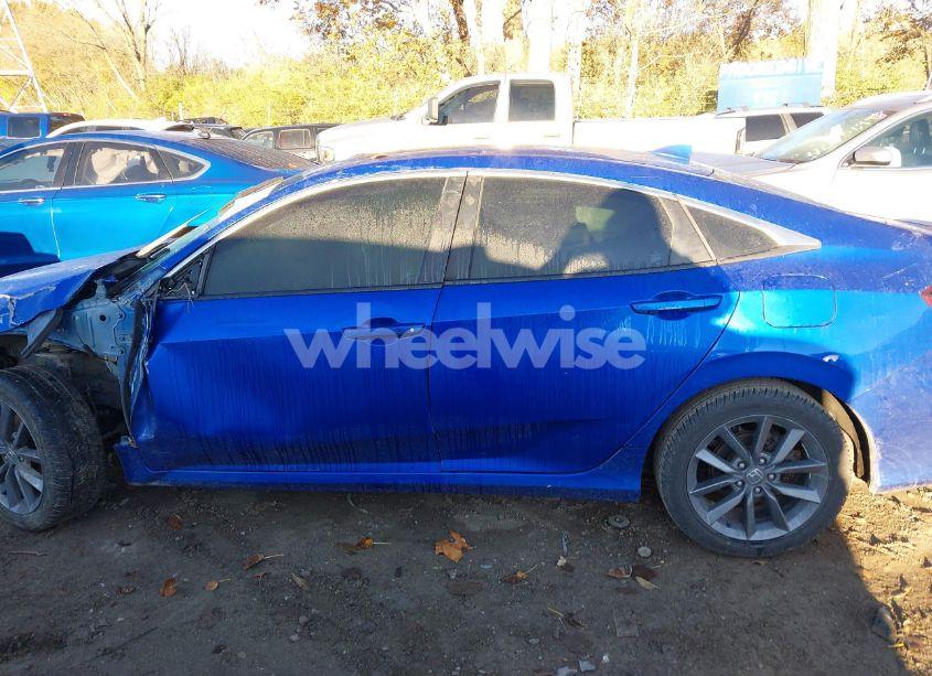 Photo 15 of 2019 Honda Civic EX (VIN 19XFC1F31KE020180)