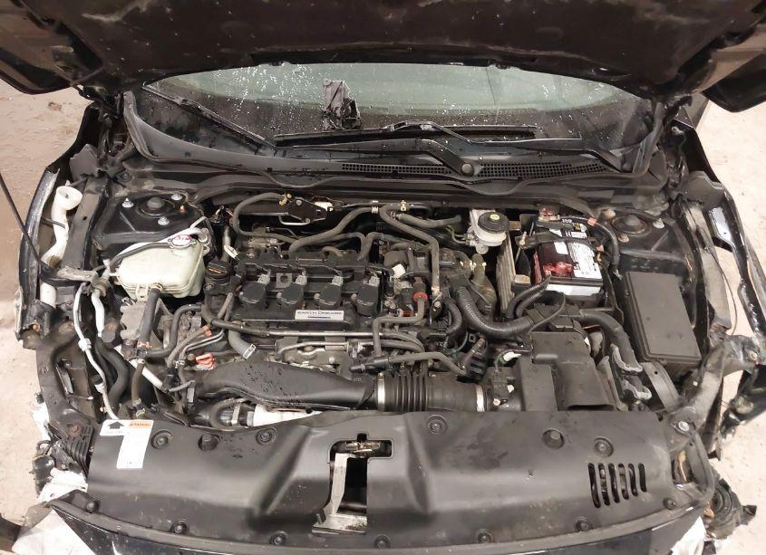 Photo 10 of 2019 Honda Civic EX (VIN 19XFC1F31KE200615)