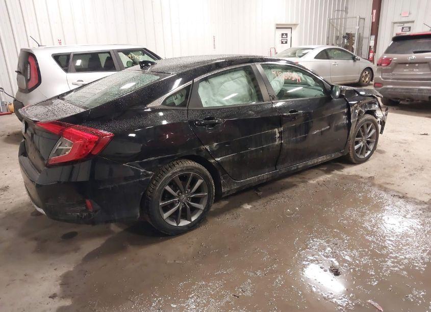 Photo 4 of 2019 Honda Civic EX (VIN 19XFC1F31KE200615)