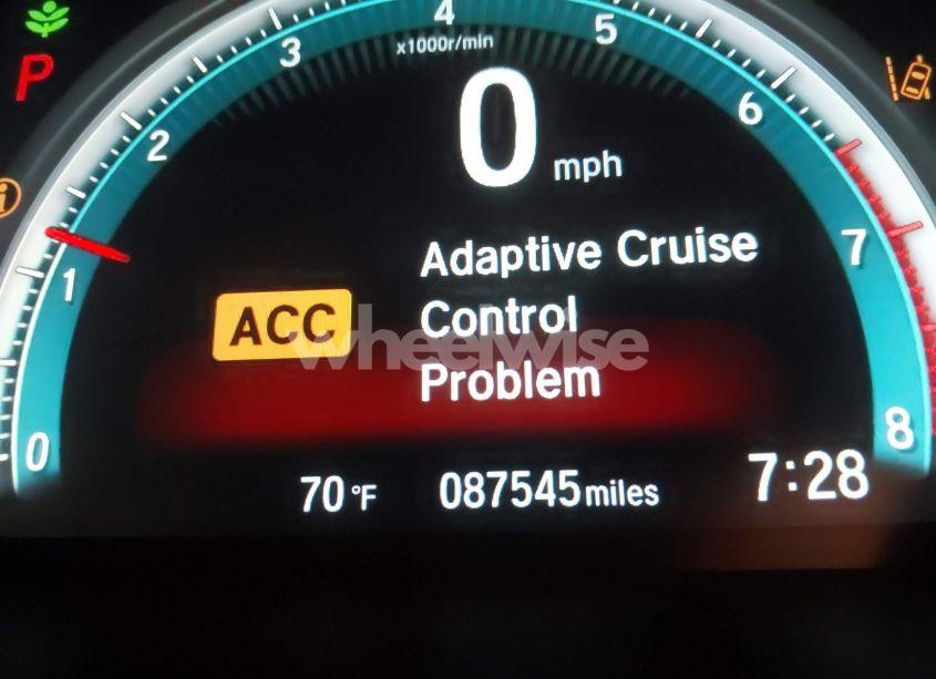 Photo 15 of 2019 Honda Civic EX (VIN 19XFC1F31KE202770)