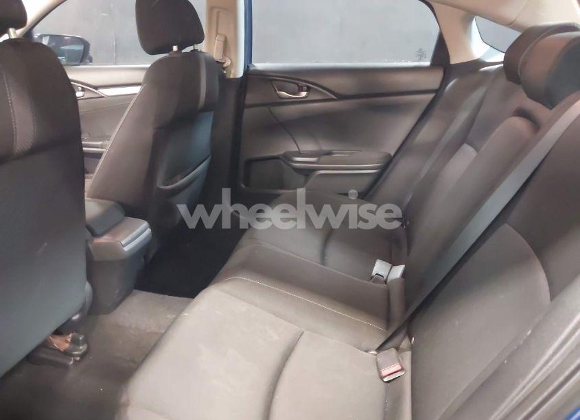 Photo 8 of 2019 Honda Civic EX (VIN 19XFC1F31KE202770)