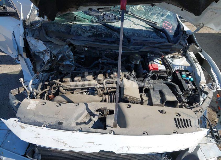 Photo 10 of 2019 Honda Civic EX (VIN 19XFC1F31KE206219)