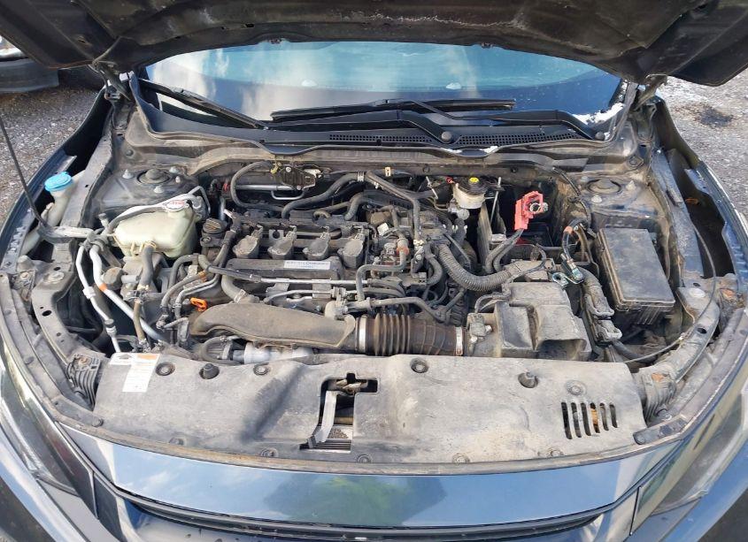 Photo 10 of 2019 Honda Civic EX (VIN 19XFC1F31KE214692)