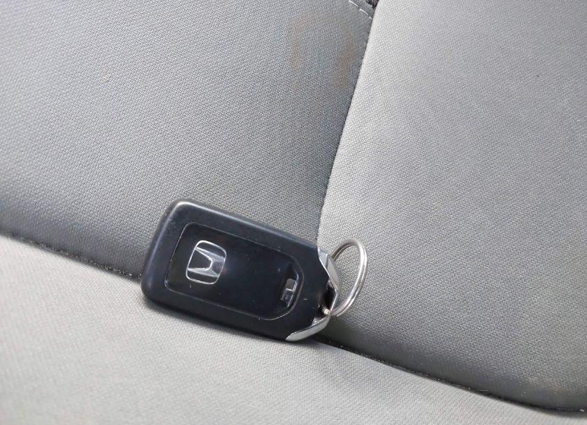 Photo 11 of 2019 Honda Civic EX (VIN 19XFC1F31KE214692)