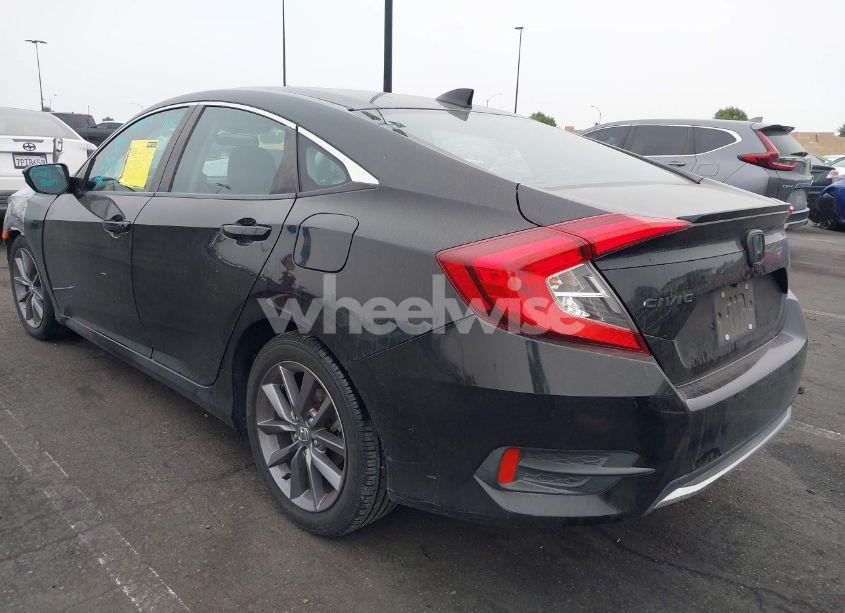 Photo 3 of 2019 Honda Civic EX (VIN 19XFC1F31KE216118)