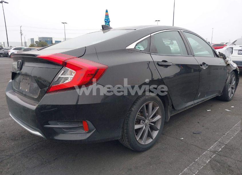 Photo 4 of 2019 Honda Civic EX (VIN 19XFC1F31KE216118)