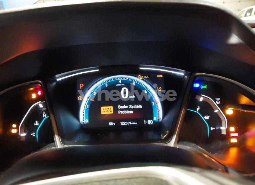 Photo 7 of 2019 Honda Civic EX (VIN 19XFC1F31KE217236)