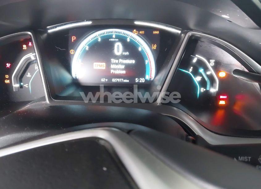 Photo 7 of 2021 Honda Civic EX (VIN 19XFC1F31ME207681)