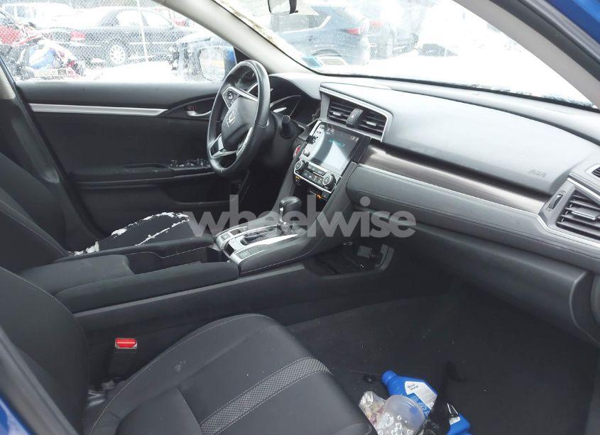 Photo 5 of 2021 Honda Civic EX (VIN 19XFC1F31ME208832)