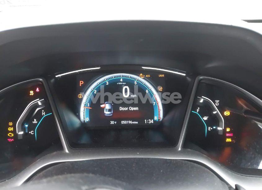 Photo 7 of 2021 Honda Civic EX (VIN 19XFC1F31ME208832)