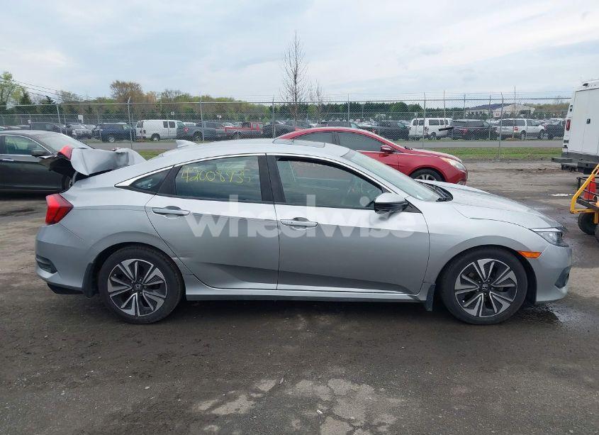 Photo 13 of 2016 Honda Civic EX-T (VIN 19XFC1F32GE008434)