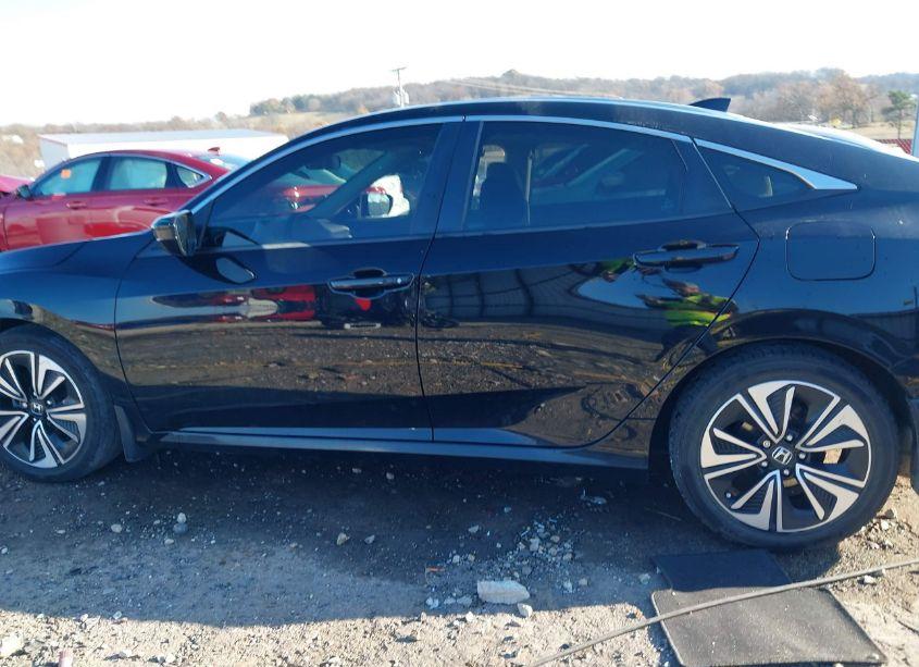Photo 14 of 2016 Honda Civic EX-T (VIN 19XFC1F32GE012726)