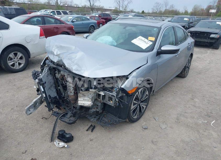 Photo 6 of 2016 Honda Civic EX-T (VIN 19XFC1F32GE018963)
