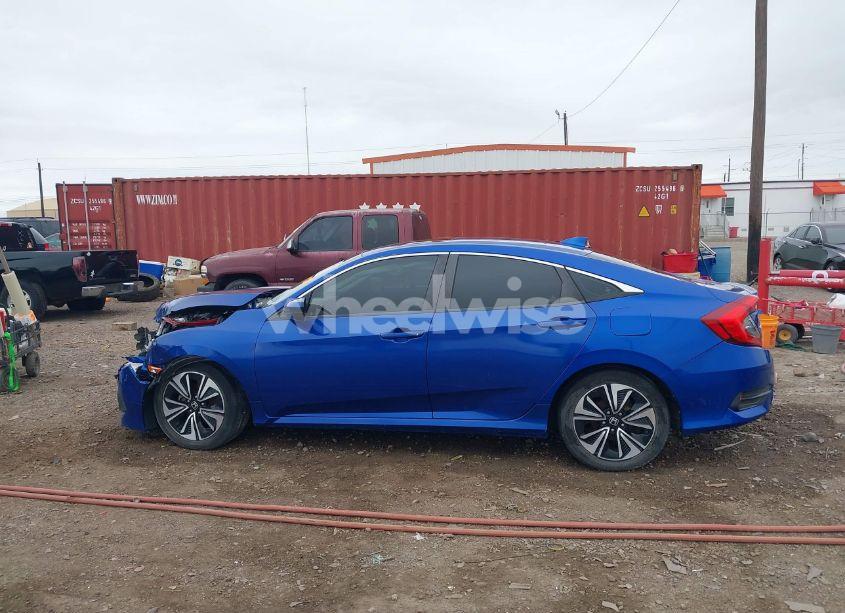 Photo 13 of 2016 Honda Civic EX-T (VIN 19XFC1F32GE018994)