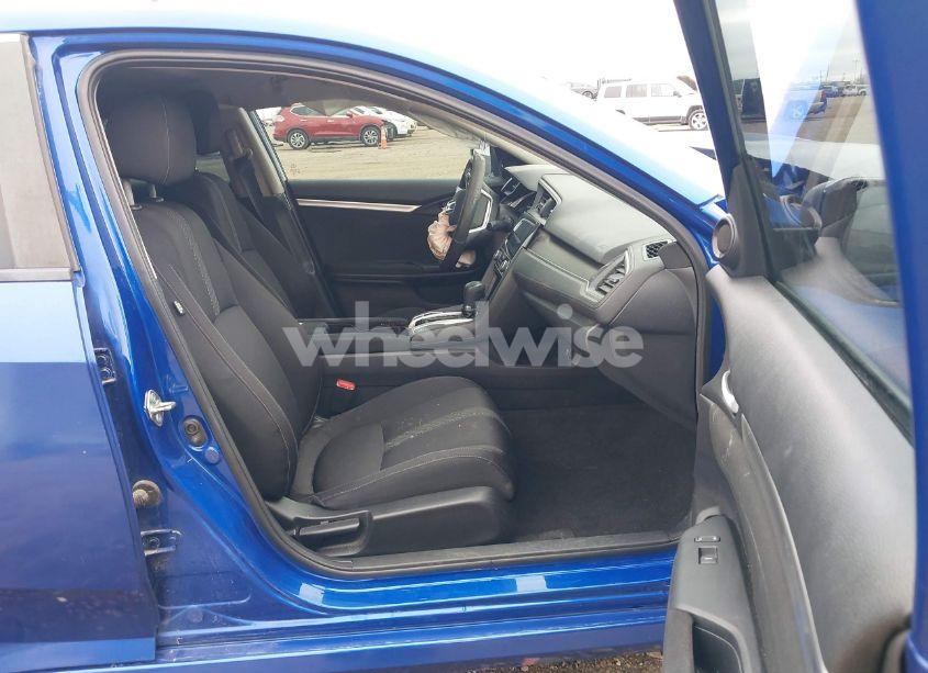 Photo 5 of 2016 Honda Civic EX-T (VIN 19XFC1F32GE018994)