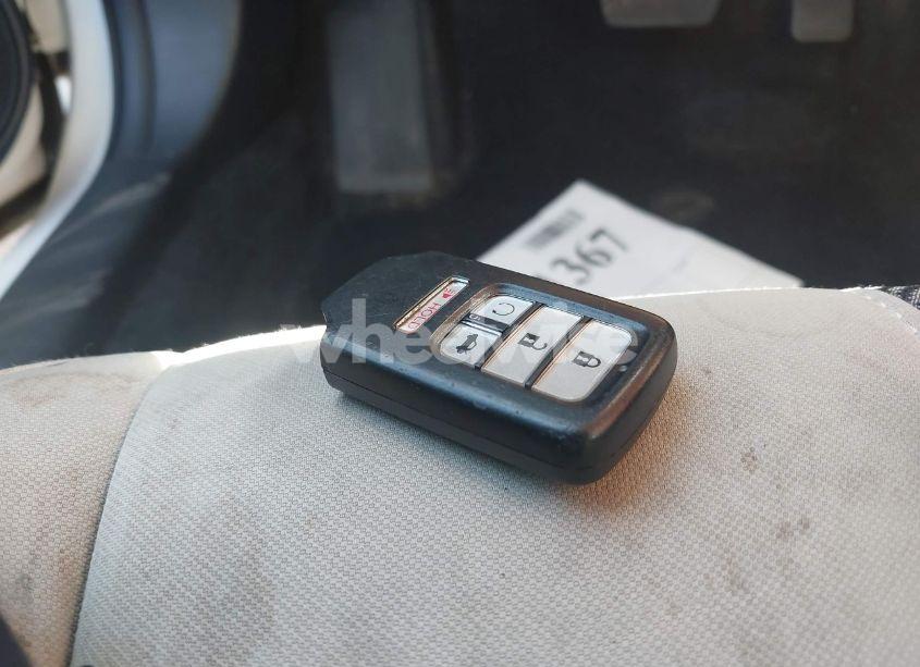 Photo 11 of 2016 Honda Civic EX-T (VIN 19XFC1F32GE217673)