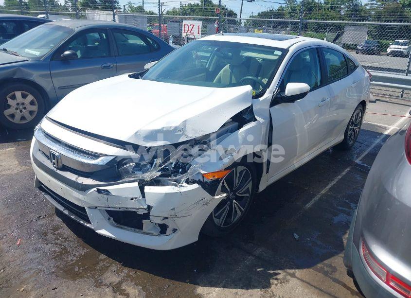 Photo 2 of 2016 Honda Civic EX-T (VIN 19XFC1F32GE217673)