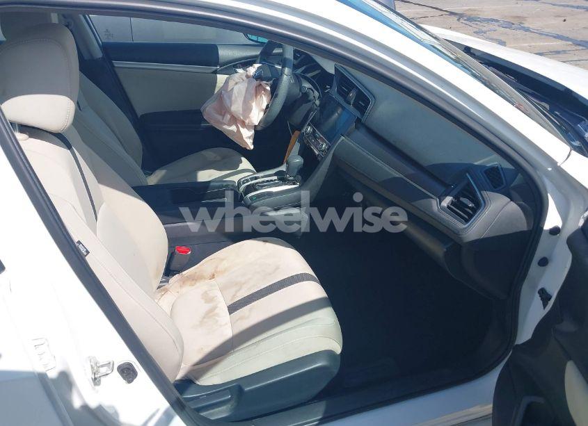 Photo 5 of 2016 Honda Civic EX-T (VIN 19XFC1F32GE217673)