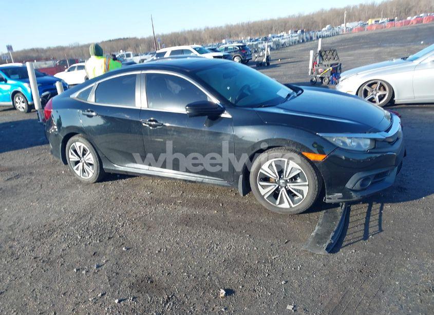 Photo 13 of 2016 Honda Civic EX-T (VIN 19XFC1F32GE218497)