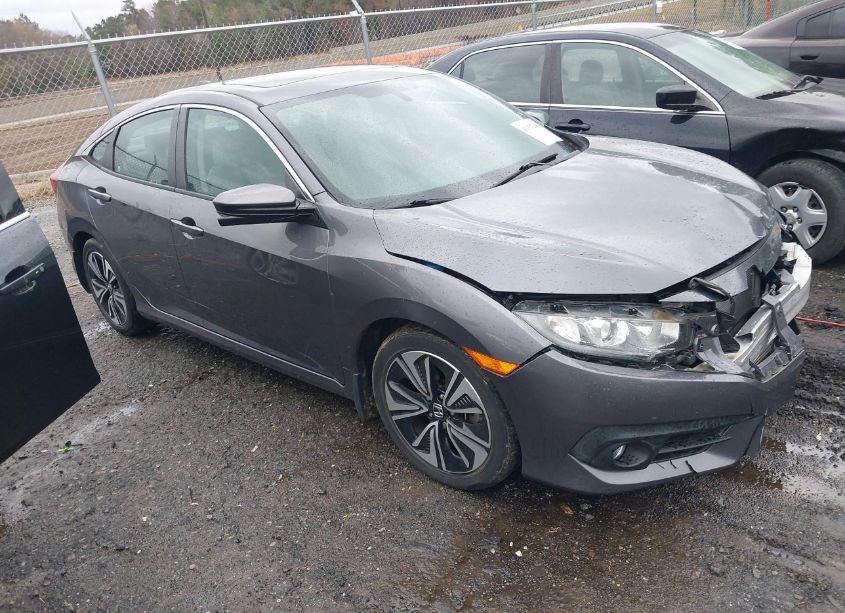 2017 Honda Civic EX-T (VIN 19XFC1F32HE024652) main photo