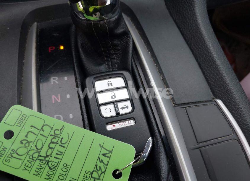 Photo 11 of 2017 Honda Civic EX-T (VIN 19XFC1F32HE025395)