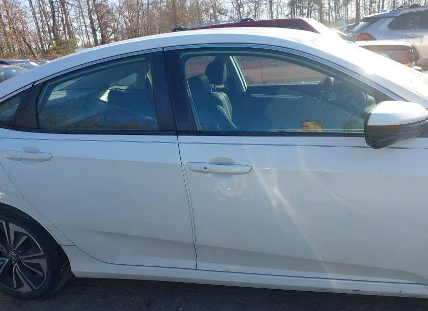 Photo 13 of 2017 Honda Civic EX-T (VIN 19XFC1F32HE211907)