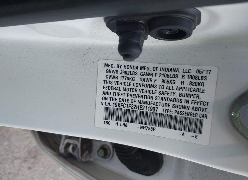 Photo 9 of 2017 Honda Civic EX-T (VIN 19XFC1F32HE211907)