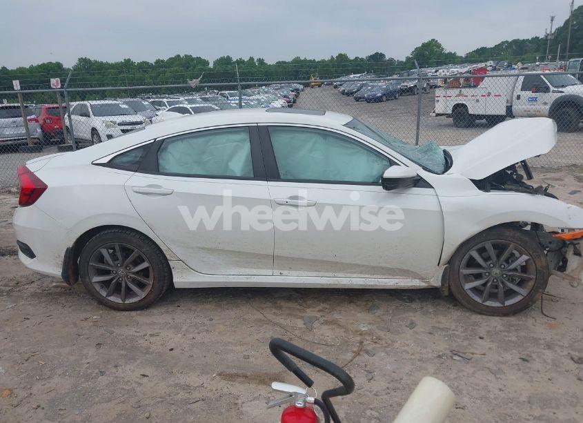 Photo 13 of 2019 Honda Civic EX (VIN 19XFC1F32KE002187)