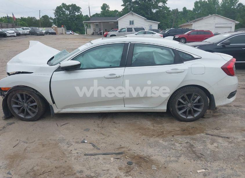 Photo 14 of 2019 Honda Civic EX (VIN 19XFC1F32KE002187)