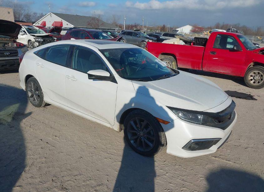 2019 Honda Civic EX (VIN 19XFC1F32KE015070) main photo