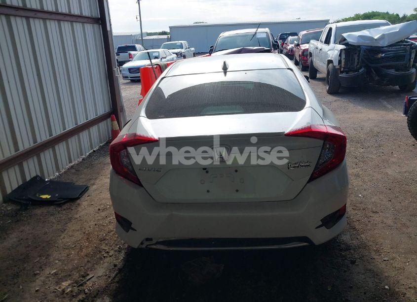 Photo 16 of 2019 Honda Civic EX (VIN 19XFC1F32KE015439)