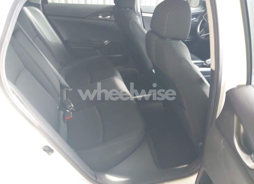 Photo 8 of 2019 Honda Civic EX (VIN 19XFC1F32KE015439)