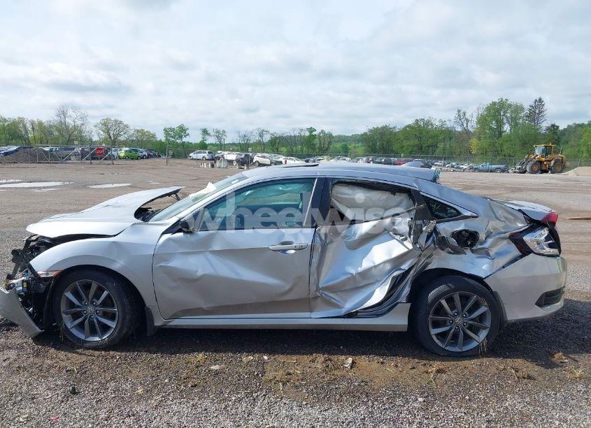 Photo 15 of 2019 Honda Civic EX (VIN 19XFC1F32KE018924)