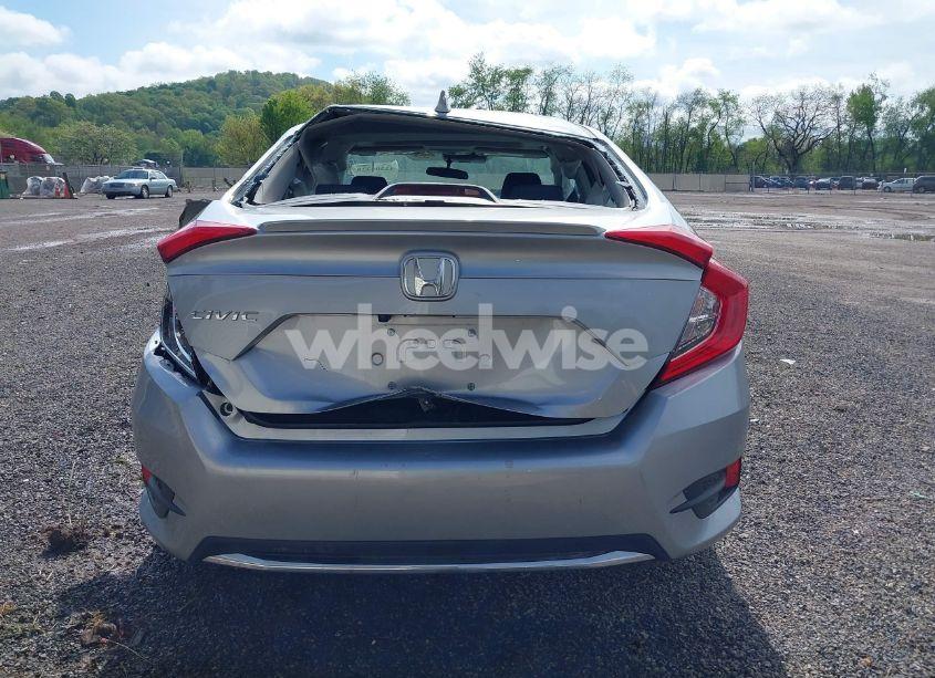 Photo 17 of 2019 Honda Civic EX (VIN 19XFC1F32KE018924)
